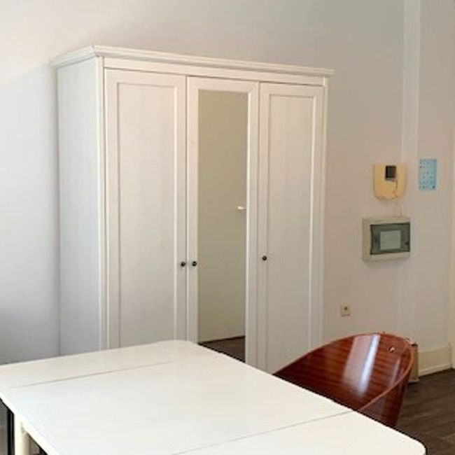 Studio met slaaphoek te huur in Sint-Gillis voor € 645 met 1 slaapkamer - Photo 1