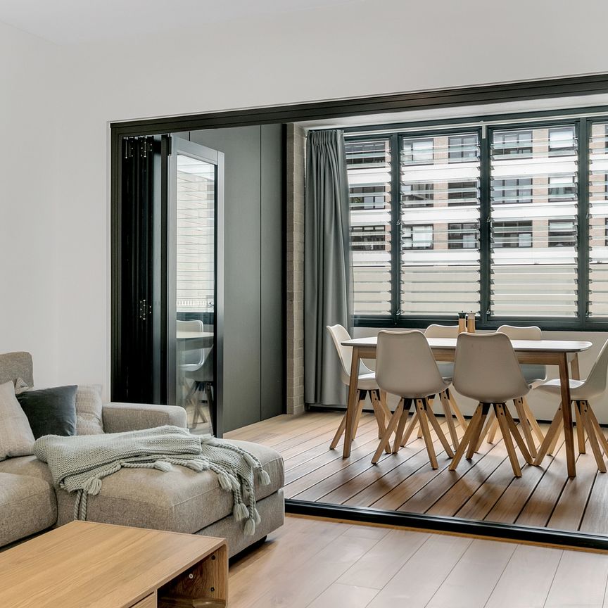 Close to EVERYTHING - Photo 1