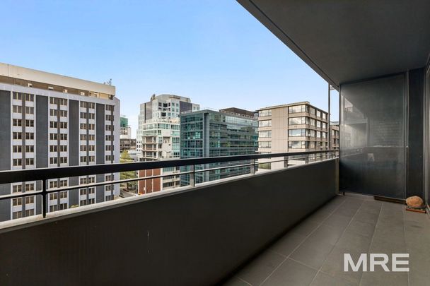816/74 Queens Road, Melbourne - Photo 1