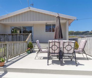 6A Coates Street, Tawa - Photo 3