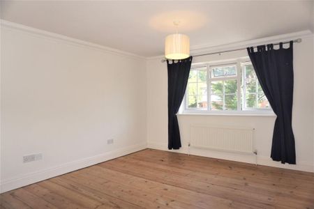 2 bedroom semi-detached house to rent - Photo 4