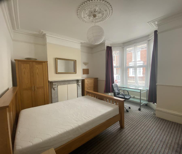 5 bedroom terraced house to rent - Photo 5