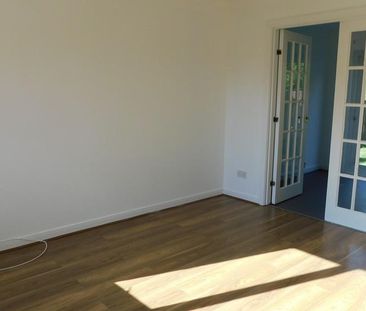2 bedroom semi-detached house to rent - Photo 2
