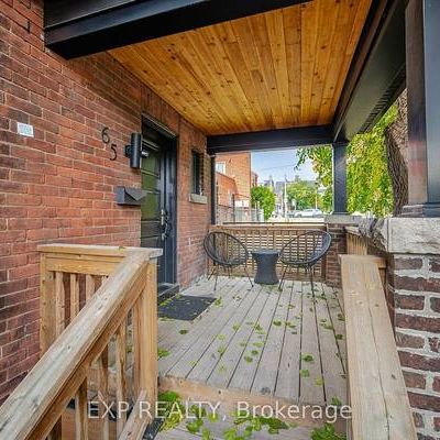 LITTLE PORTUGAL EXPOSED BRICK 2 BEDS 1 BATH - Photo 4