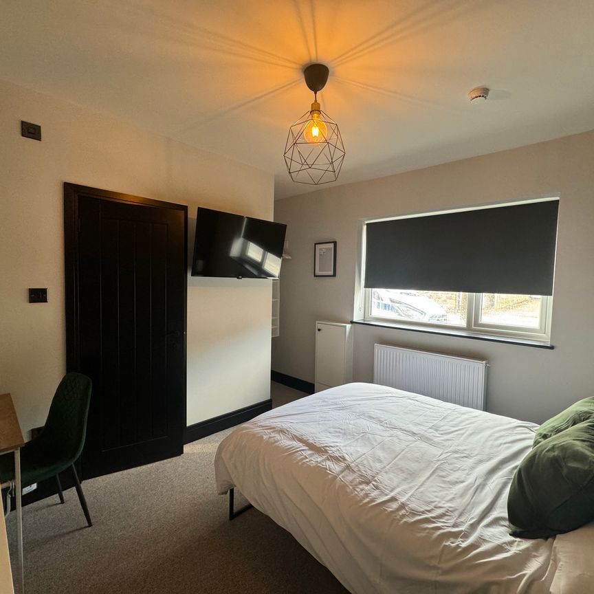 Five Bedroom House Share - Ilkeston Studio 2 - Photo 1