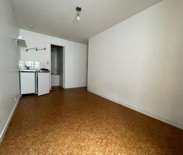 Location Appartement 1 pièce 14m² NANTES 44000 - Photo 4