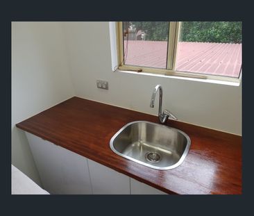 Charming Family Home in a Quiet Location - Photo 5