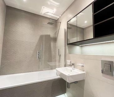 Wells Court, Woking, Surrey, GU21 - Photo 6