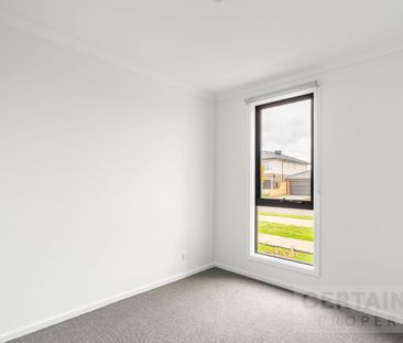 Modern Family Living in Woodstock – Brand New 4-Bedroom Home! - Photo 6