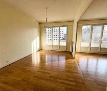 Location Appartement 3 pièces 82m² GRENOBLE 38000 - Photo 2