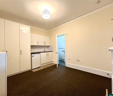 House share to rent - Photo 3