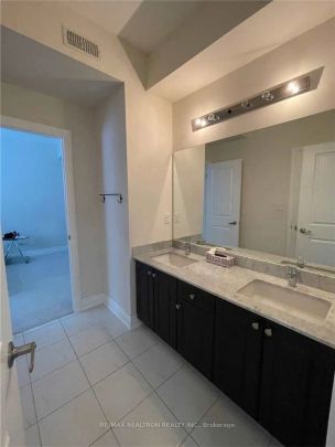 Detached Home For Lease | W9048796 - Photo 1