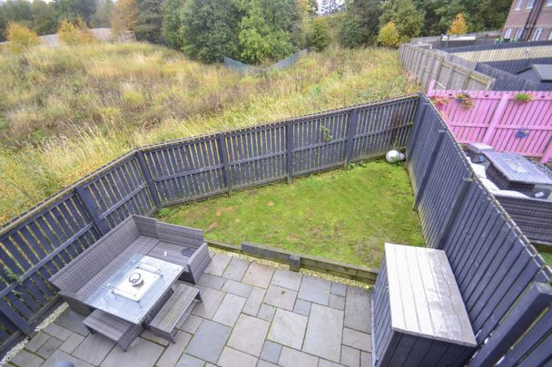 3 bed end of terrace house to rent in Patterton Range Drive, Glasgow, G53 - Photo 1