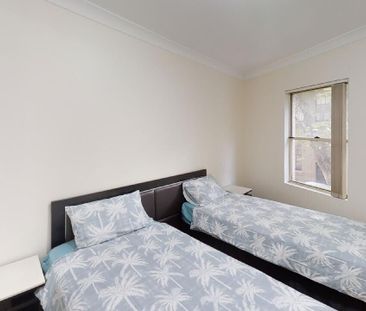 Chippendale - Photo 6