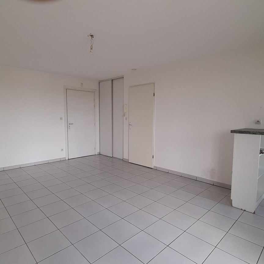 location Appartement T2 DE 40.97m² À TOULOUSE - Photo 1