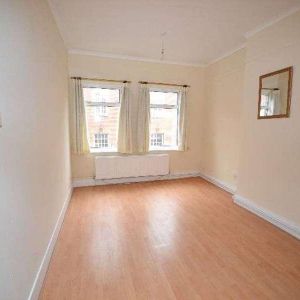 Station Road, Harpenden, AL5 - Photo 2