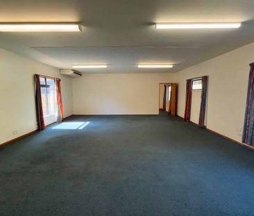 No place like home - Photo 2