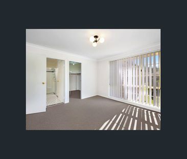 Spacious House Room To Move - Photo 1