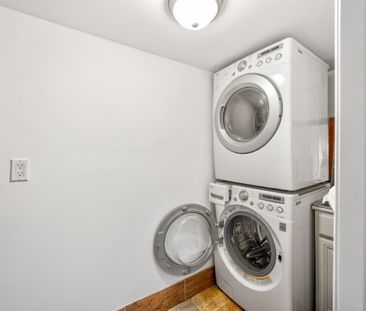 For Lease - 17 Lockheed Boulevard, Toronto, Ontario - Photo 2
