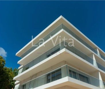 4 room luxury Flat for rent in Sao Joao (Estoril), Cascais e Estori... - Photo 3