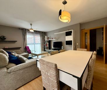 Piso de alquiler en Calle del Alcalde Pedro González González, Vald... - Photo 2