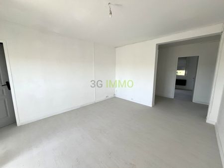 Location / Appartement T4 - Photo 4