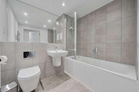 Silver Street, Reading, RG1 - Photo 2