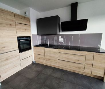 Location Appartement 4 pièces 83m² - Photo 5