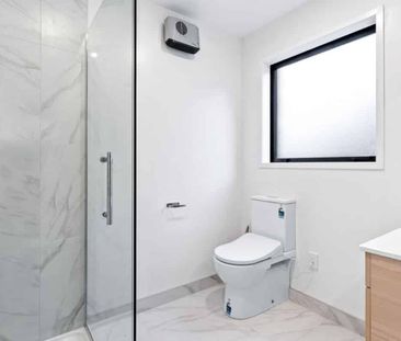 8/10 Fathom Place, Te Atatū Peninsula - Photo 3