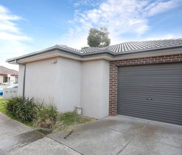 Location At Its Finest! - Photo 6