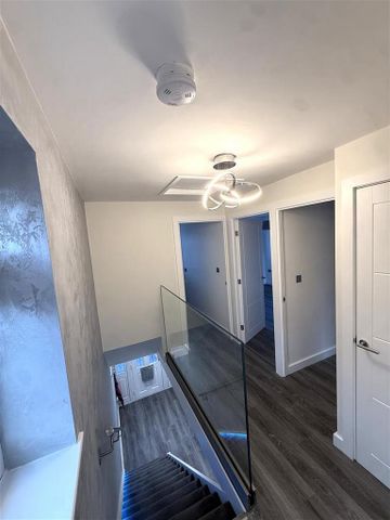 3 bedroom detached house to rent - Photo 5