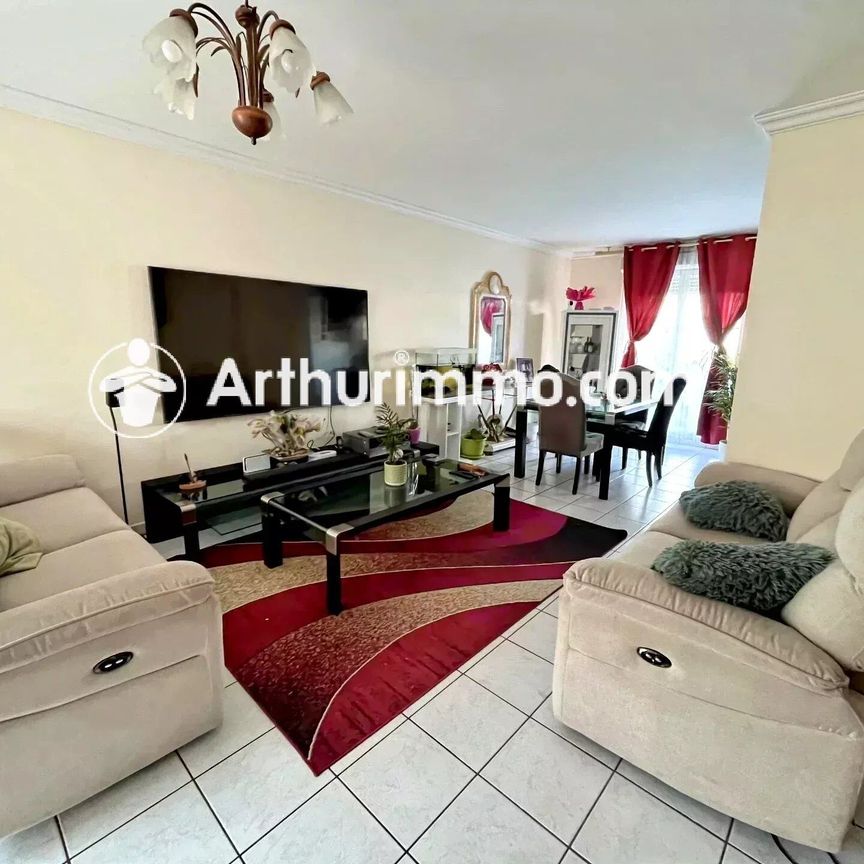 Location Maison de ville 4 pièces 80 m2 à Moissy-Cramayel - Photo 1