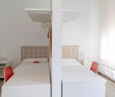 Room in student residence in Moncloa, Madrid - Foto 5