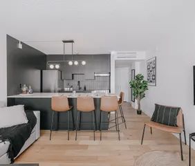 1 room apartment of 68m² in Quebec - Photo 2