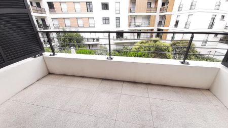 location Appartement F3 DE 59.29m² À MAISONS ALFORT - Photo 2