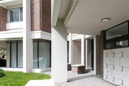 For Lease - 9 Deer Park Crescent Unit# 303, Toronto, Ontario - Photo 4