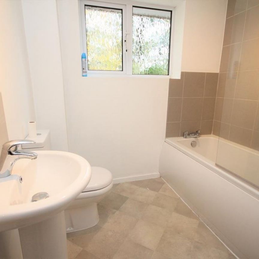 Old Trough Way, Harrogate - Photo 1