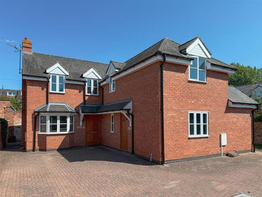 2 bedroom terraced house to rent - Photo 1