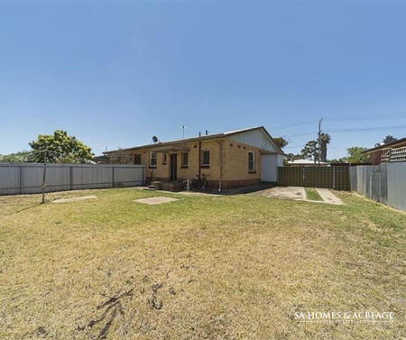 11 Longbridge Road, Davoren Park SA 5113 - House For Rent - $460 | Domain - Photo 2