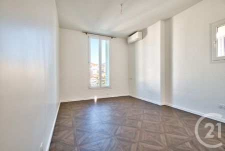 Location Appartement 4 pièces 93m² NICE 06100 - Photo 5