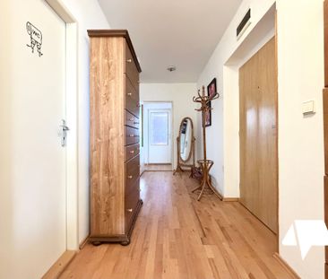 Prenájom, 4 izbový mezonetový byt s dvoma balkónmi a garážovým stát... - Photo 3