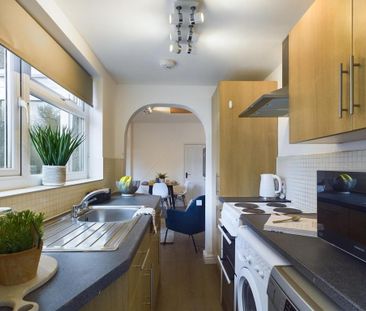 4 bedroom house to rent - Photo 2