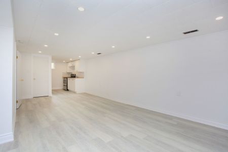 For Lease - 387 Edgehill Drive Unit# lower level, Barrie, Ontario - Photo 3