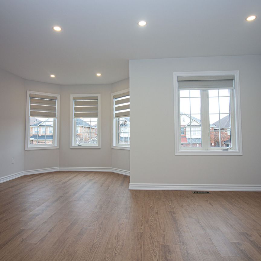 For Lease - 1299 Prestonwood Crescent, Mississauga, Ontario - Photo 1