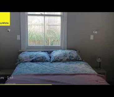 Character with Sea Breeze - Photo 3