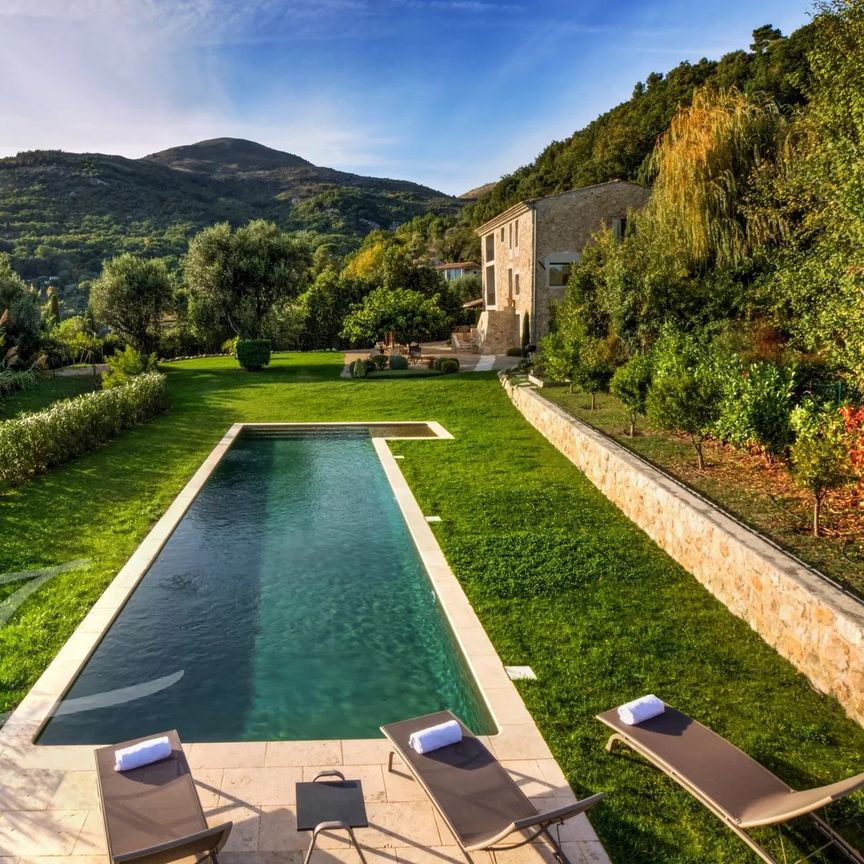 Maison à louer Vence, Cote d'Azur, France - Photo 1