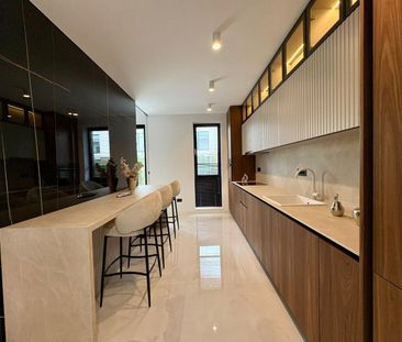 Luxury 4-room Villa - Tunari - Photo 6