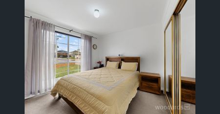 A Niddrie Gem Offering Space and Style - Photo 4