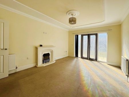 Field Road, Mildenhall - Photo 3