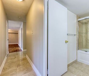 For Lease - 1580 Mississauga Valley Boulevard, Mississauga, Ontario - Photo 6